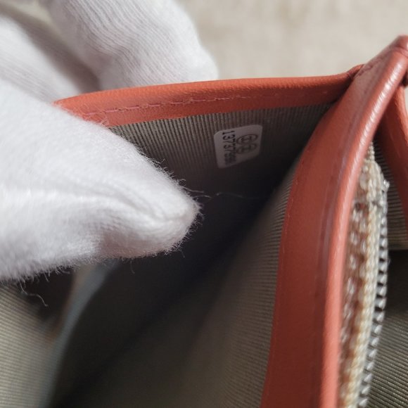 🛑 SOLD 🛑  Chanel L-Yen Long Wallet in Patent Leather - Picture 7 of 8